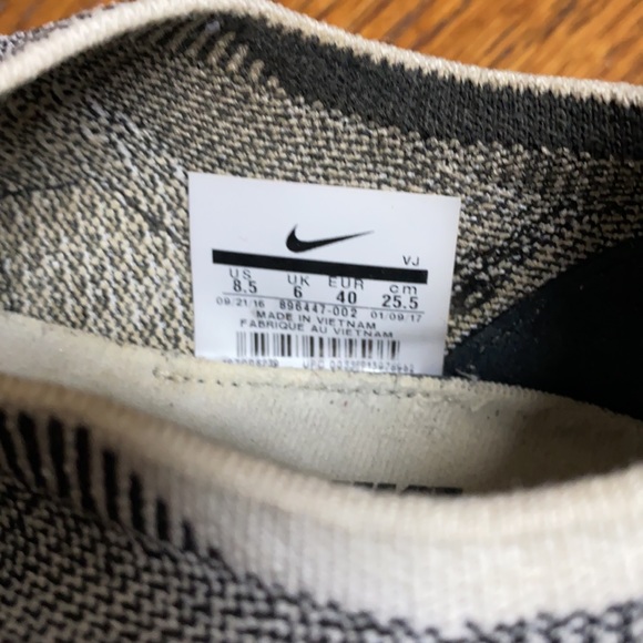 Nike Air Sockracer Flyknit - Picture 10 of 10